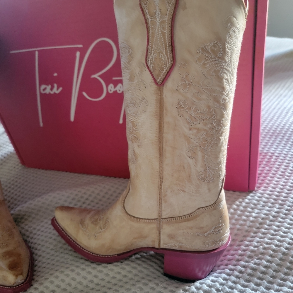 Cowboy boots - Picture 5 of 11